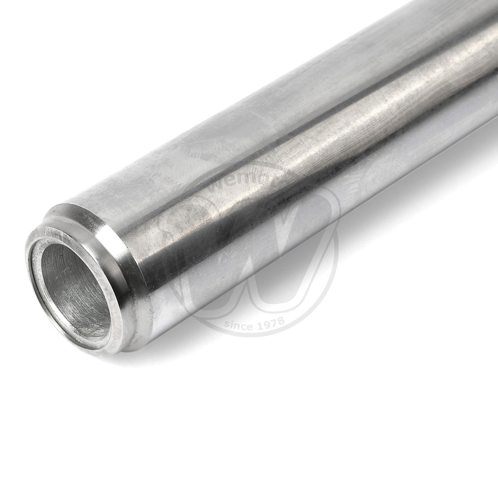 0IK6613_ai6478 two.jpg